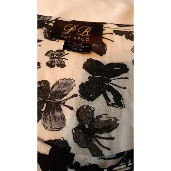 Women blouse - Picture 5 of 5